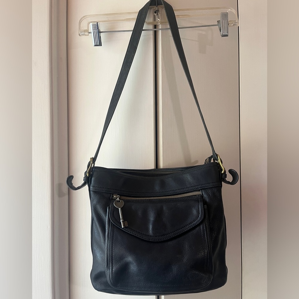 Vintage Fossil 75082 Magnetic Front Flap Pocket Leather Crossbody *broken zipper